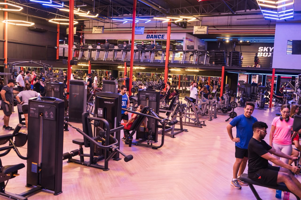 Equipamentos de musculação da SkyFit CPA
